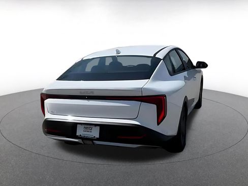 Used 2025 Kia K4 LXS image 14