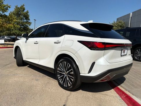 Used 2023 Lexus RX 350 Premium Plus w/ Cold Area Package FWD image 8