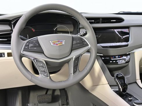 New 2025 Cadillac XT5 Premium Luxury w/ LPO, Floor Liner Package image 12