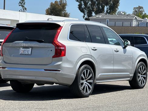 Certified 2025 Volvo XC90 B5 Core AWD/4WD image 4