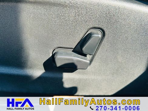 Used 2015 Chrysler 300 Touring w/ Limited Group RWD image 29
