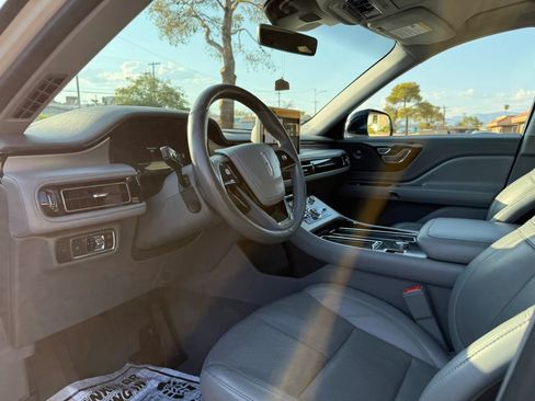 Used 2021 Lincoln Aviator Reserve w/ Elements Package Plus RWD image 10