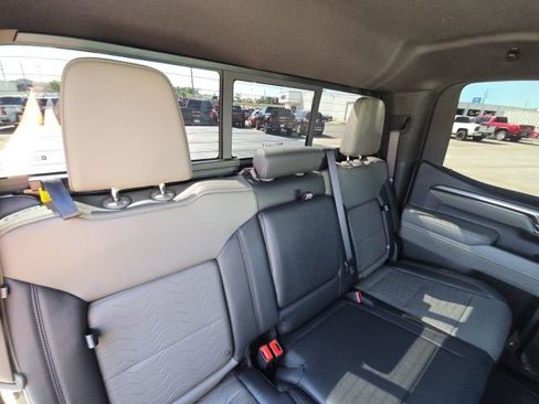 Used 2025 Chevrolet Silverado 1500 ZR2 w/ Technology Package AWD/4WD image 16