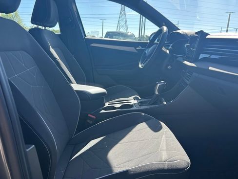 Used 2025 Volkswagen Jetta Sport FWD image 34