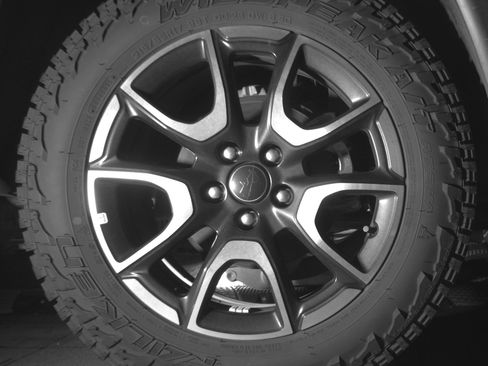 Used 2025 Jeep Compass Trailhawk AWD/4WD image 15