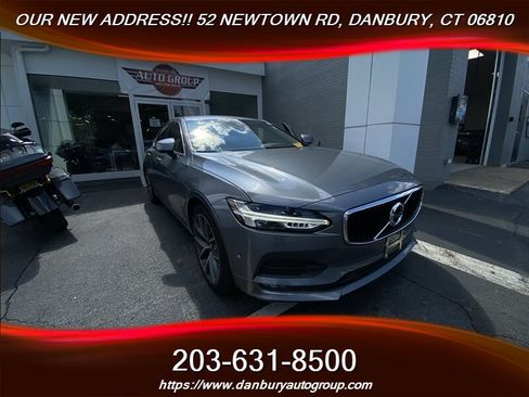 Used 2017 Volvo S90 T6 Momentum w/ Vision Package AWD/4WD image 8
