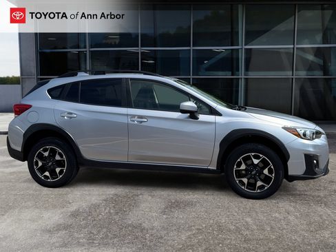 Used 2019 Subaru Crosstrek 2.0i Premium w/ Moonroof Package AWD/4WD image 13