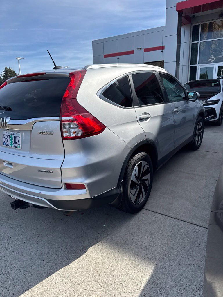 Used 2016 Honda CR-V Touring image 3