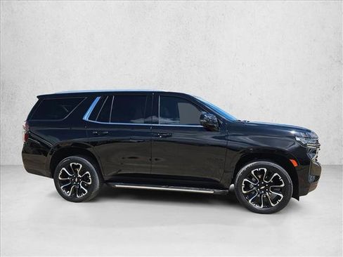 Used 2023 Chevrolet Tahoe LT w/ Luxury Package RWD image 4