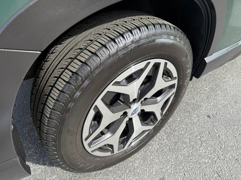 Used 2022 Subaru Forester Premium image 30