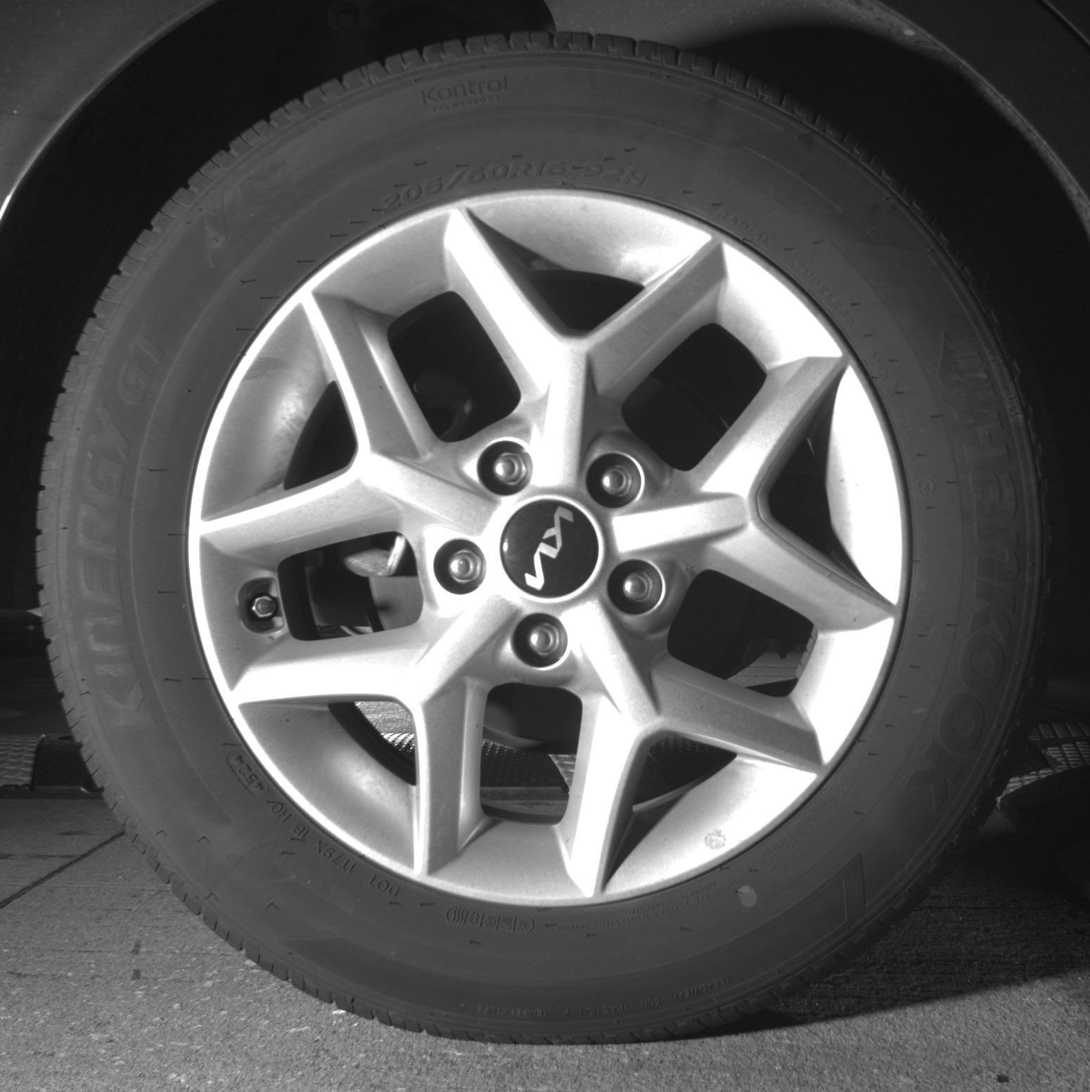 Used 2025 Kia Soul LX w/ LX Technology Package FWD image 18