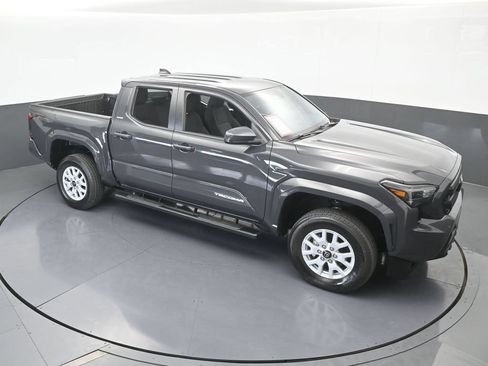 Used 2024 Toyota Tacoma SR5 RWD image 55