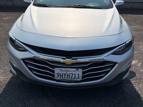 Used 2019 Chevrolet Malibu Hybrid FWD image 1