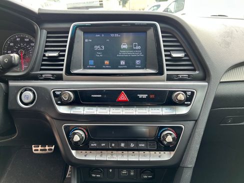 Used 2019 Hyundai Sonata Sport FWD image 18