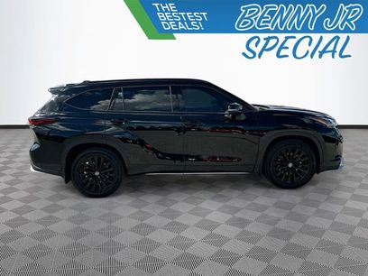 Used 2024 Toyota Highlander XSE