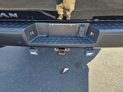 Used 2023 Nissan Titan PRO-4X w/ Pro-4x Utility Package image 9