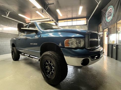 Used 2005 Dodge Ram 2500 Truck SLT w/ Trailer Tow Group image 18