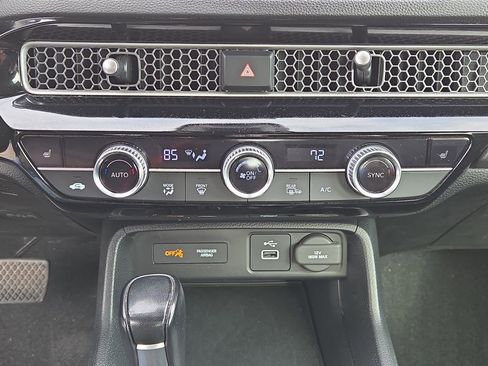 Used 2023 Honda Civic EX image 19