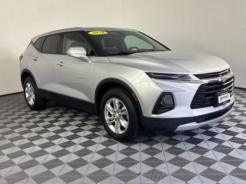 Used 2020 Chevrolet Blazer LT w/ LPO, Floor Liner Package FWD image 4