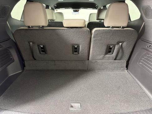 New 2026 GMC Acadia Elevation w/ Elevation Premium Package image 17