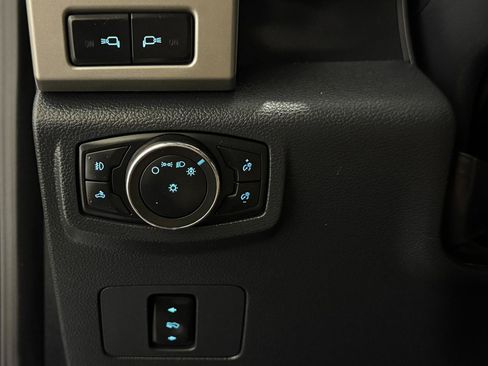 Used 2022 Ford F250 Lariat AWD/4WD image 28