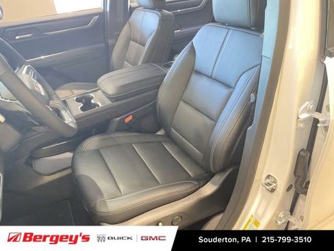 New 2026 GMC Acadia Elevation w/ Black Edition FWD image 11