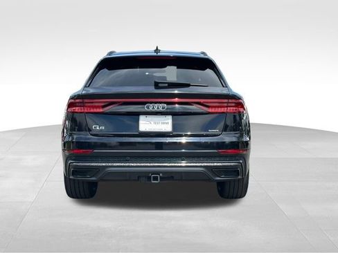 Used 2019 Audi Q8 Prestige w/ Year 1 Package AWD/4WD image 4