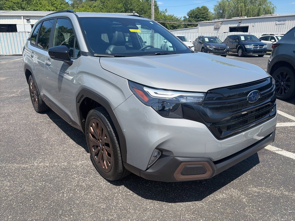 Used 2025 Subaru Forester Sport AWD/4WD image 1