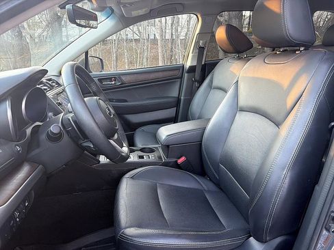 Used 2019 Subaru Outback 2.5i Limited image 11