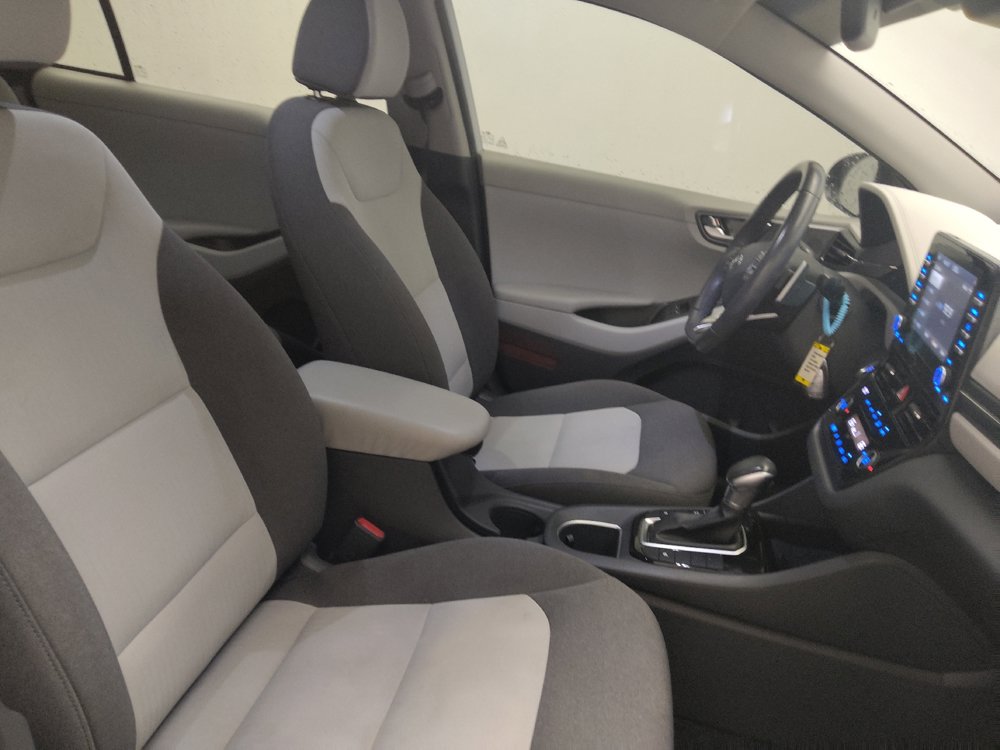 Used 2020 Hyundai Ioniq SEL FWD image 21