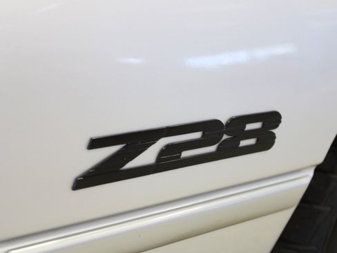 Used 2002 Chevrolet Camaro Z28 w/ Preferred Equipment Group 2 image 15