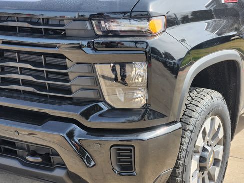 New 2026 Chevrolet Silverado 2500 Custom w/ Custom Value Package image 17