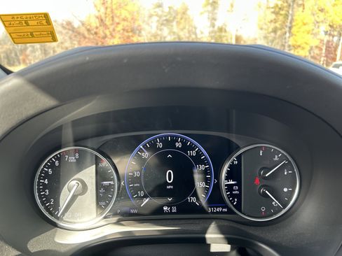 Used 2021 Buick Enclave Avenir image 18