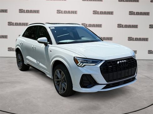 New 2025 Audi Q3 2.0T Premium image 7