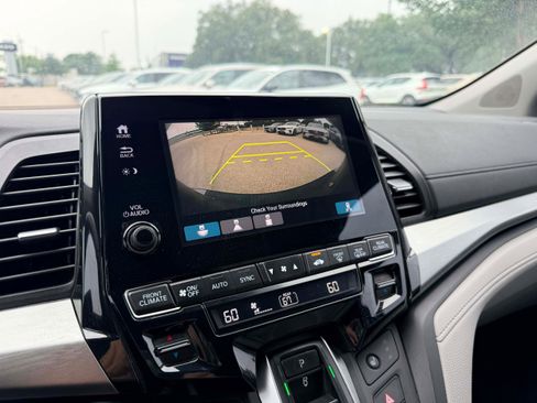 Used 2019 Honda Odyssey EX-L image 21