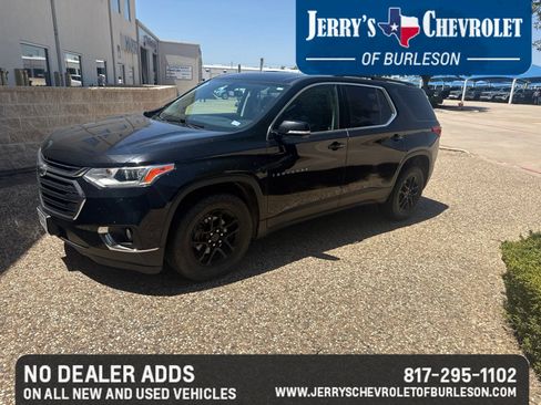 Used 2019 Chevrolet Traverse LT FWD image 1