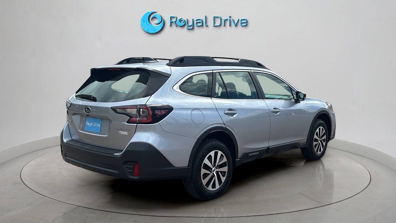 Used 2022 Subaru Outback AWD/4WD image 5