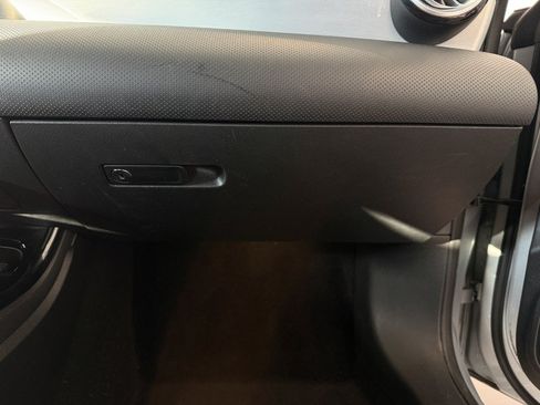 Used 2025 Mercedes-Benz CLA 250 4MATIC image 38