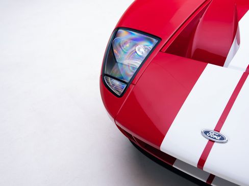 Used 2005 Ford GT image 8