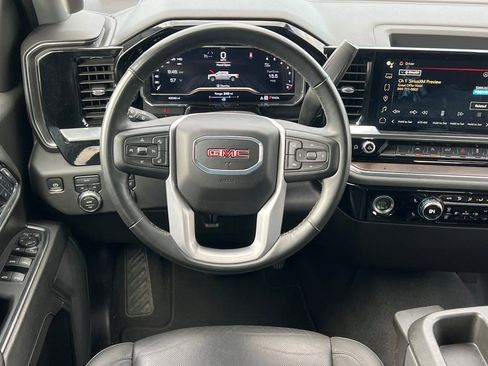 Used 2024 GMC Sierra 1500 SLT image 16