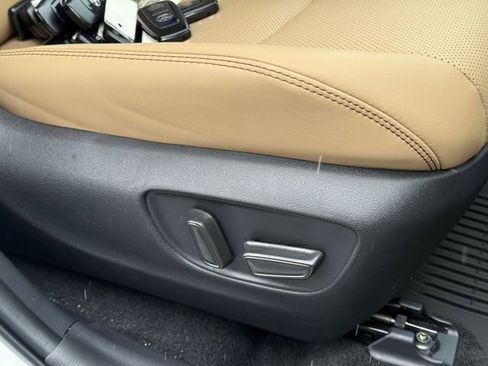 Used 2025 Toyota RAV4 Limited image 19