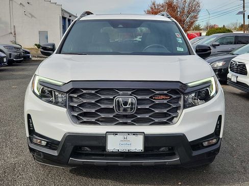Certified 2022 Honda Passport TrailSport image 2