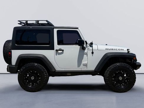 Used 2012 Jeep Wrangler Rubicon w/ PWR Convenience Group AWD/4WD image 2