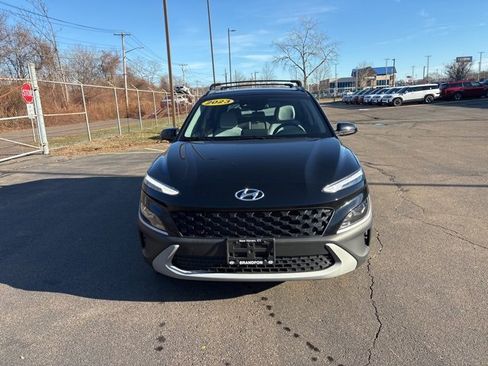 Used 2023 Hyundai Kona SEL image 2