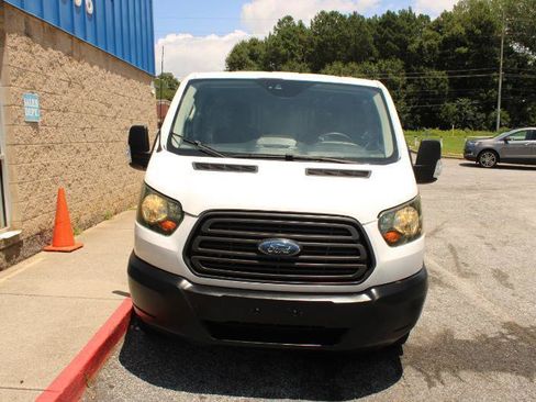 Used 2016 Ford Transit 250 130 Low Roof RWD image 2
