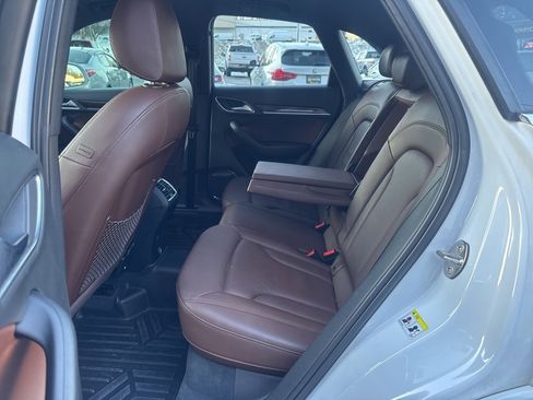 Used 2016 Audi Q3 2.0T Prestige w/ Prestige Package image 15