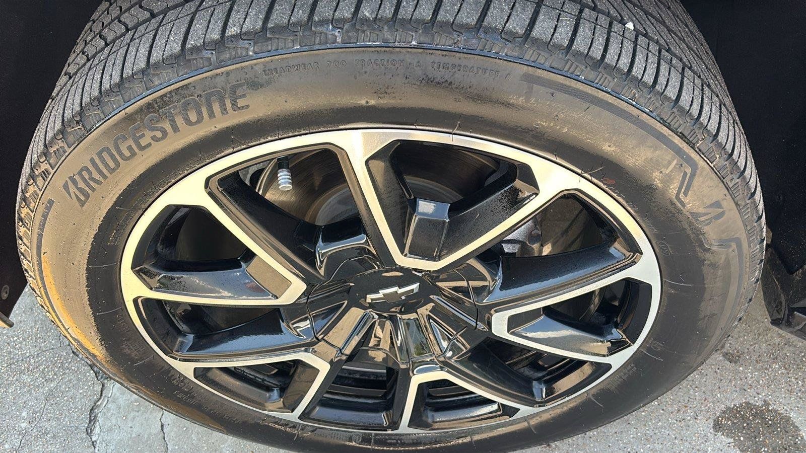 Used 2024 Chevrolet Tahoe RST w/ Luxury Package RWD image 13