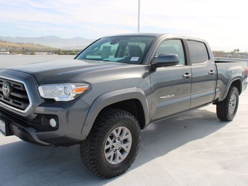 Used 2019 Toyota Tacoma SR5 image 7