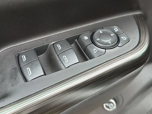 Certified 2023 GMC Acadia SLT w/ Preferred Package FWD image 21