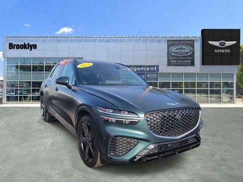 Used 2024 Genesis GV70 3.5T Sport w/ Sport Advanced Package image 2